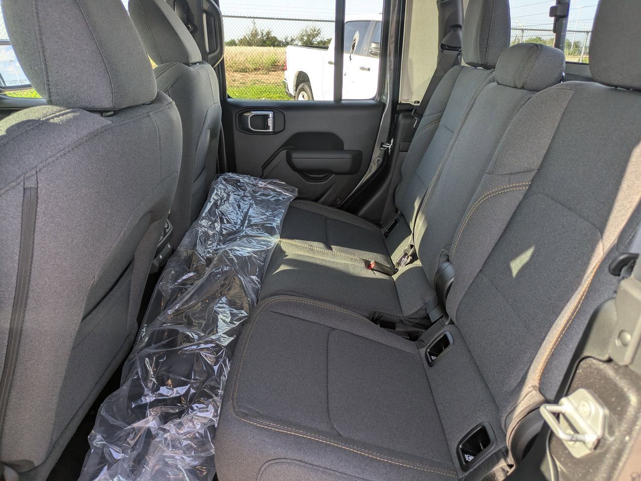 2025 Jeep Gladiator Sport Castroville TX