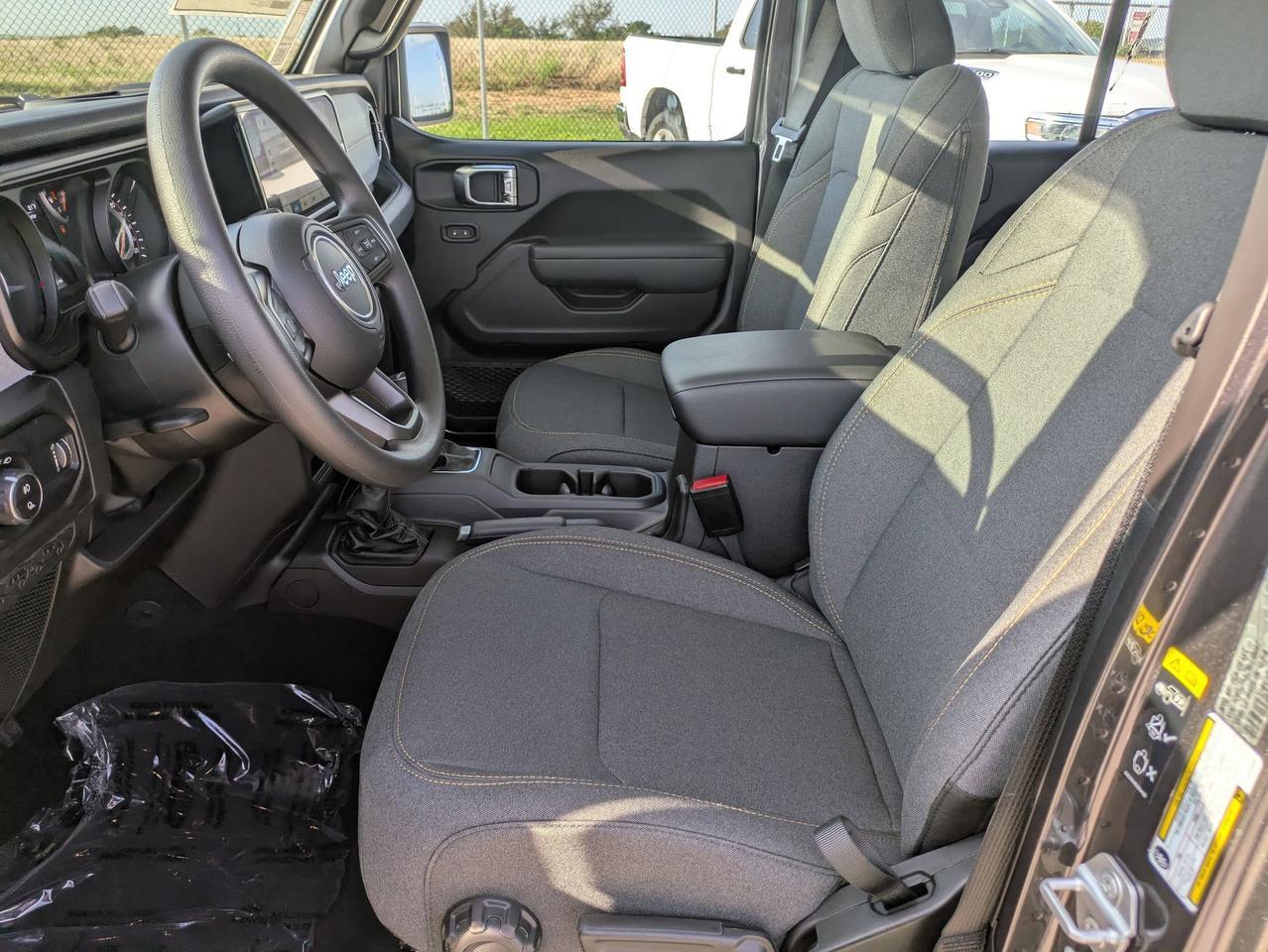 2025 Jeep Gladiator Sport Castroville TX