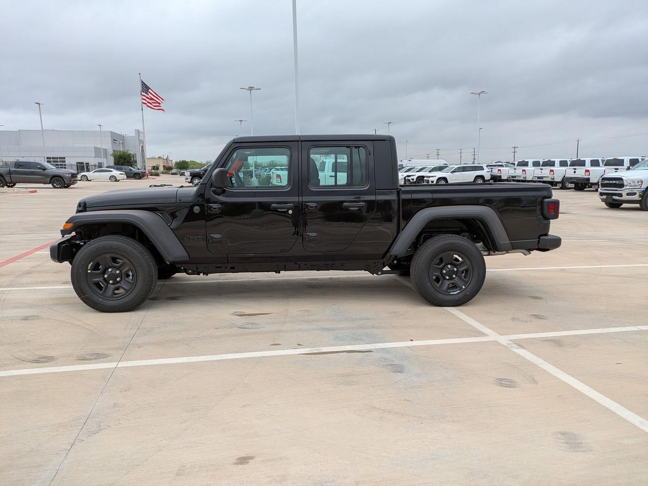 2025 Jeep Gladiator Sport Castroville TX