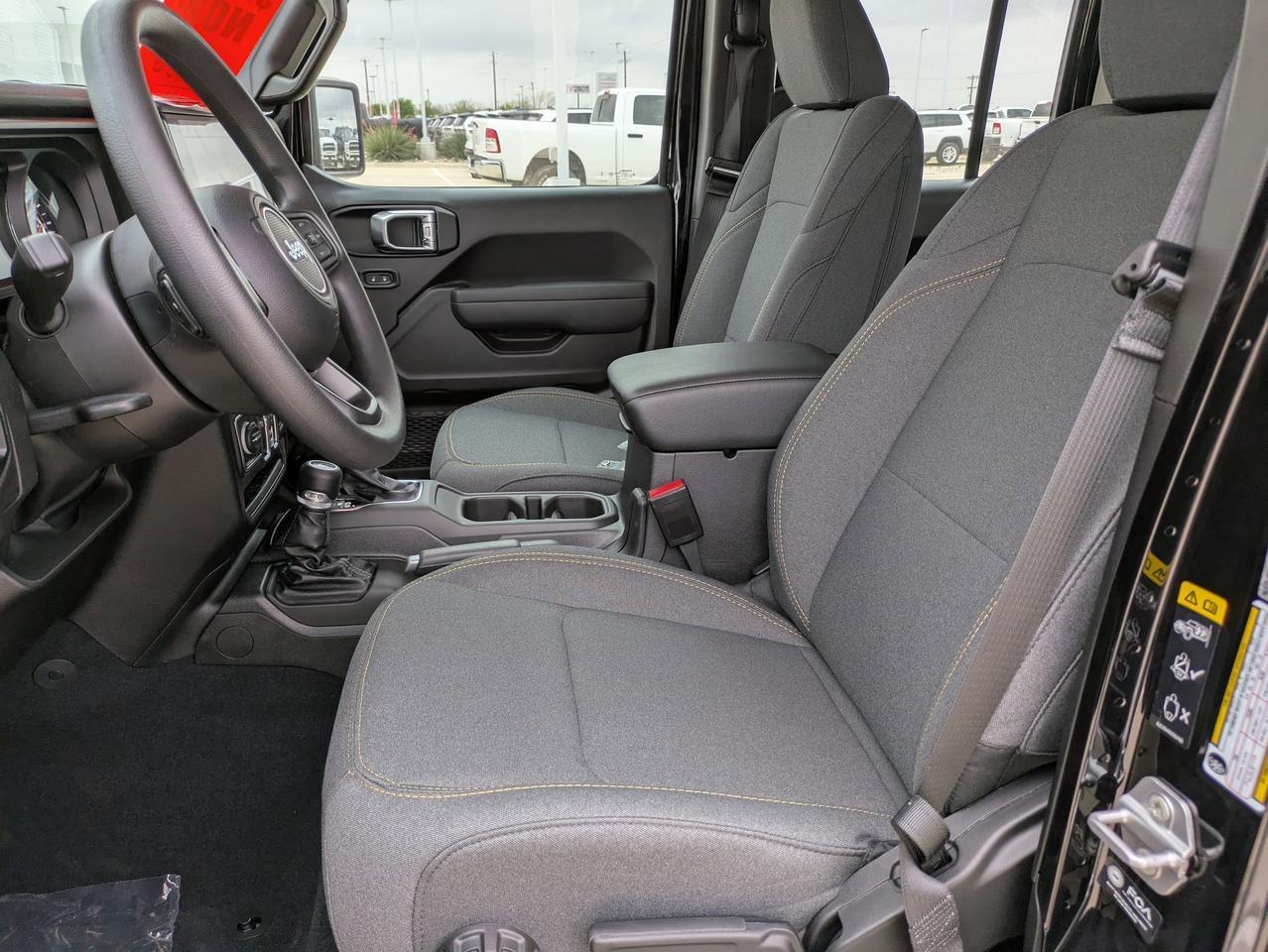 2025 Jeep Gladiator Sport Castroville TX