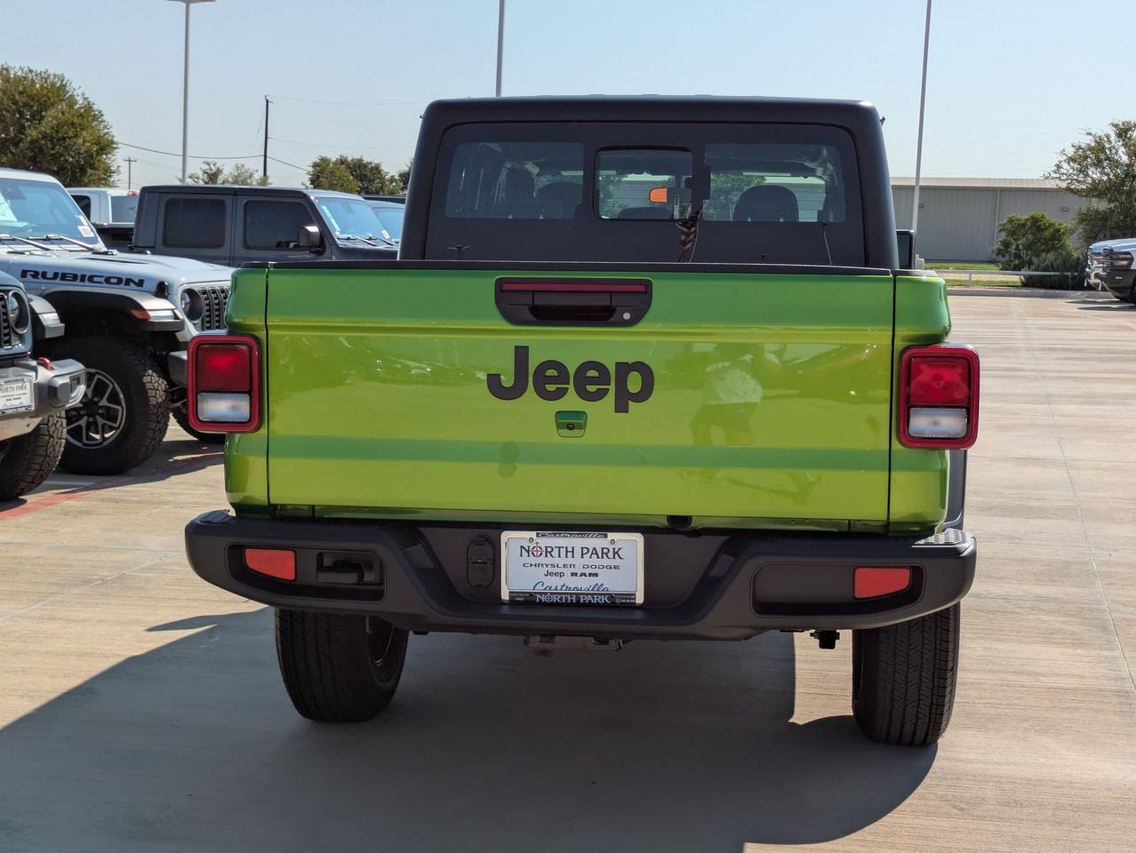 2025 Jeep Gladiator Sport Castroville TX