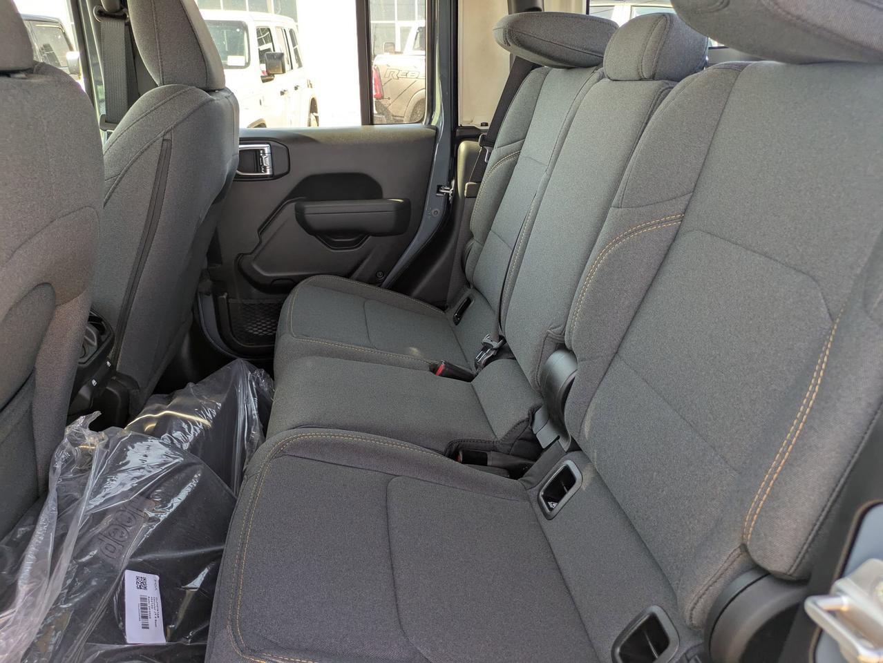 2025 Jeep Gladiator Sport Castroville TX
