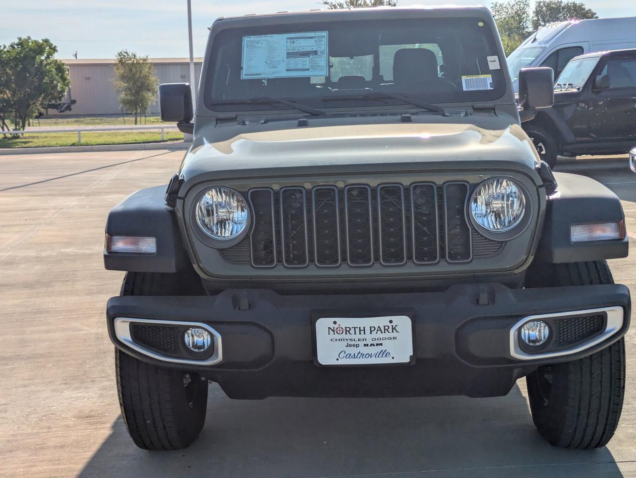 2025 Jeep Gladiator Sport Castroville TX