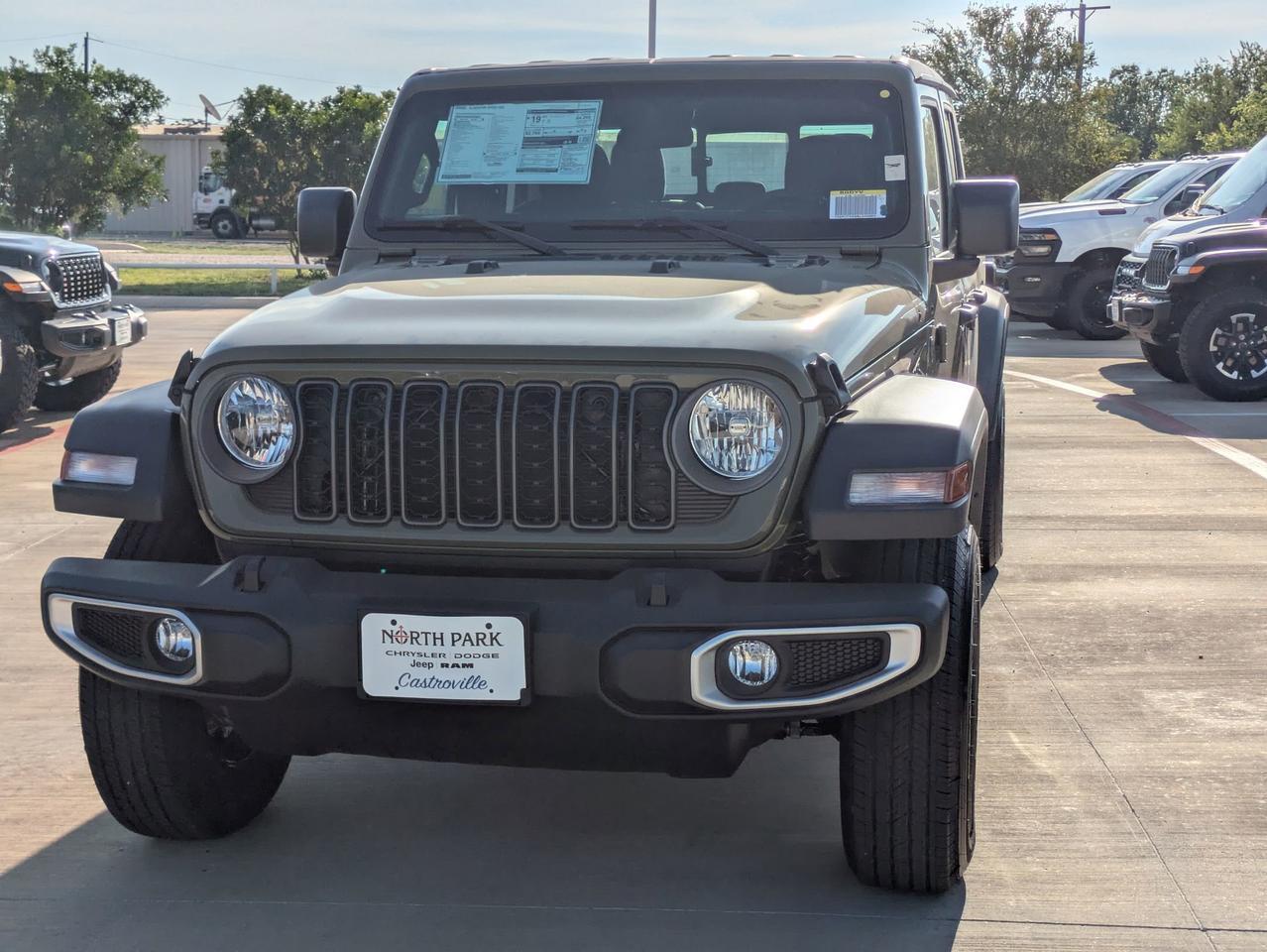 2025 Jeep Gladiator Sport Castroville TX