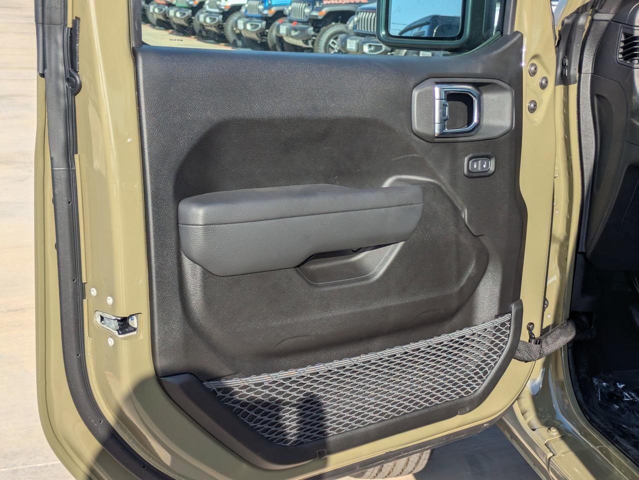 2025 Jeep Gladiator Sport Castroville TX