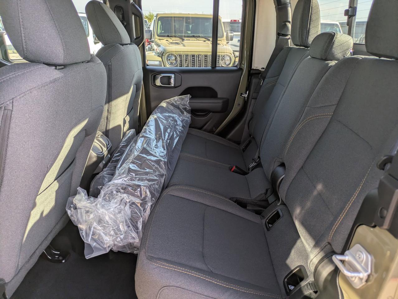 2025 Jeep Gladiator Sport Castroville TX