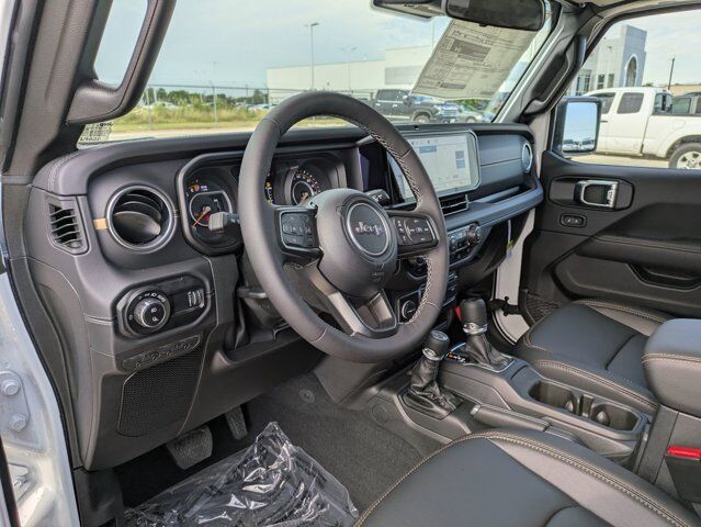 2025 Jeep Gladiator Texas Trail Castroville TX
