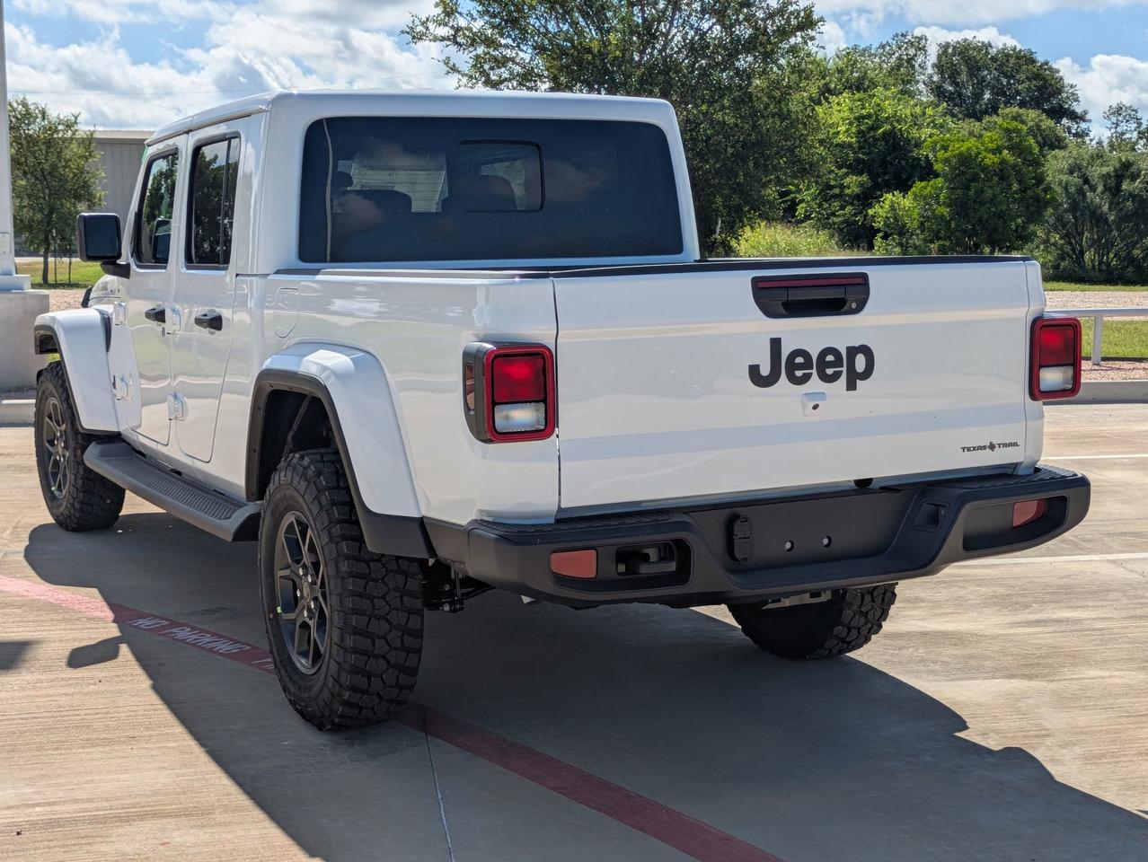 2025 Jeep Gladiator Texas Trail Castroville TX