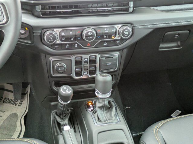 2025 Jeep Gladiator Texas Trail Castroville TX