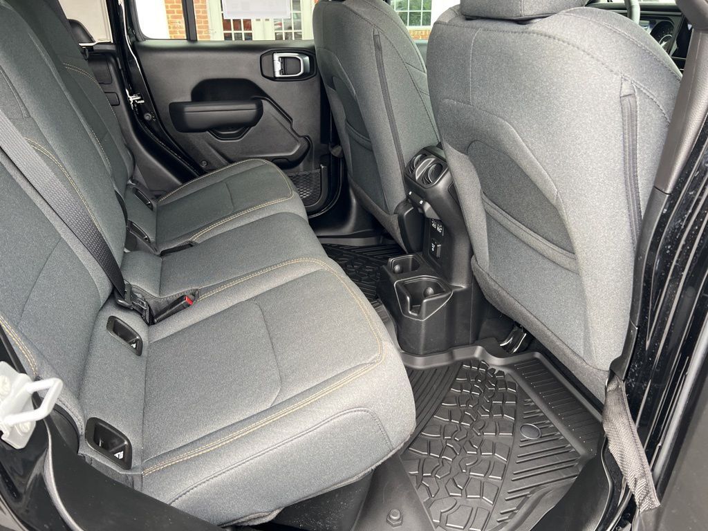 2025 Jeep Gladiator Willys Mount Joy PA