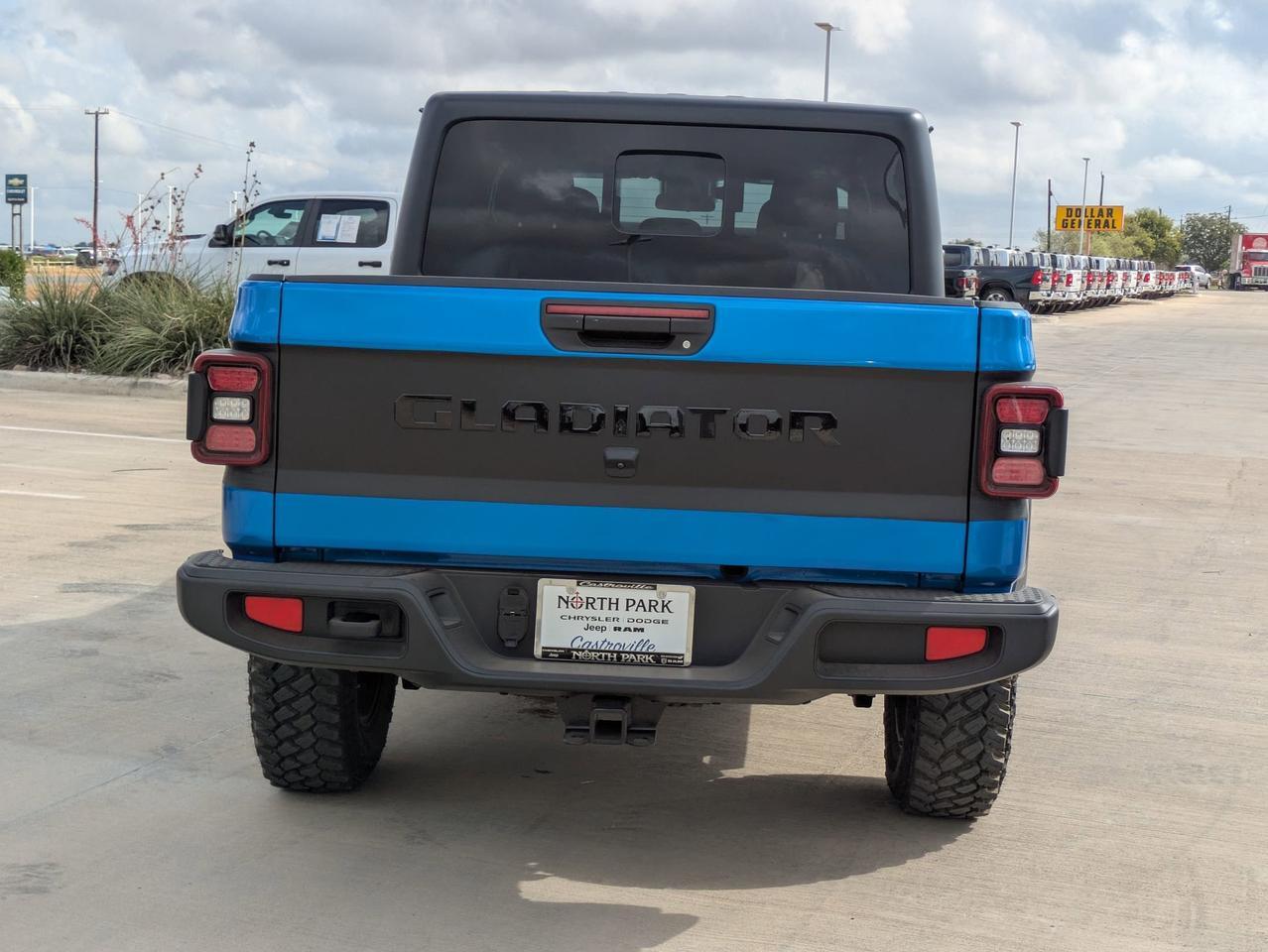 2025 Jeep Gladiator Willys Castroville TX