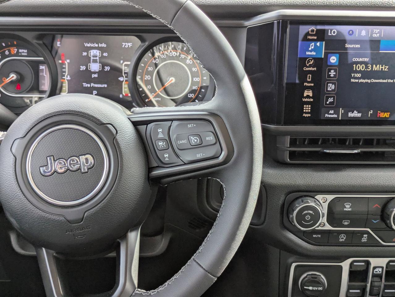 2025 Jeep Gladiator Willys Castroville TX