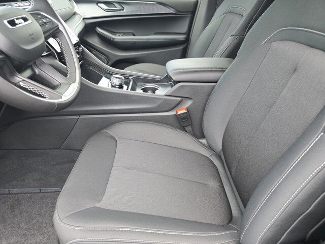 2025 Jeep Grand Cherokee Dalton GA