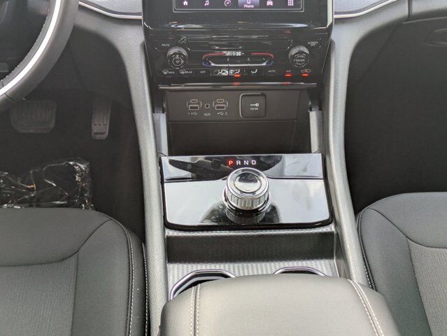 2025 Jeep Grand Cherokee Castroville TX