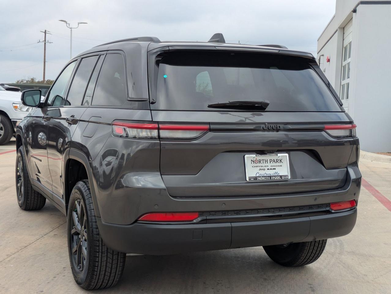 2025 Jeep Grand Cherokee Castroville TX