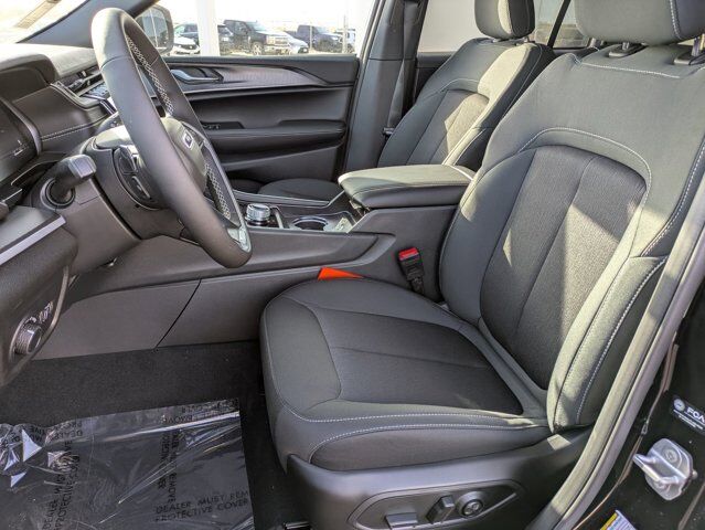 2025 Jeep Grand Cherokee Castroville TX