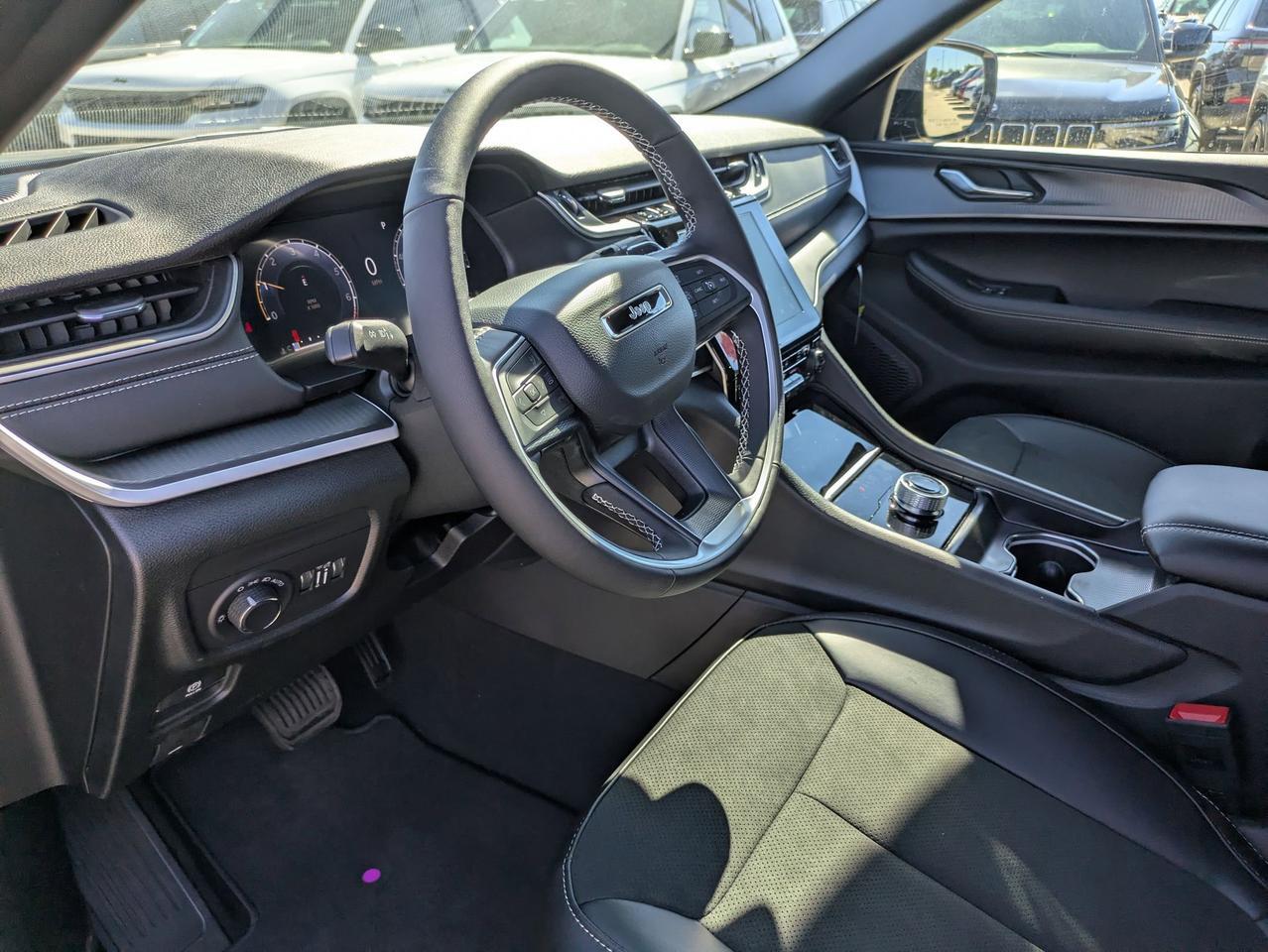 2025 Jeep Grand Cherokee Castroville TX