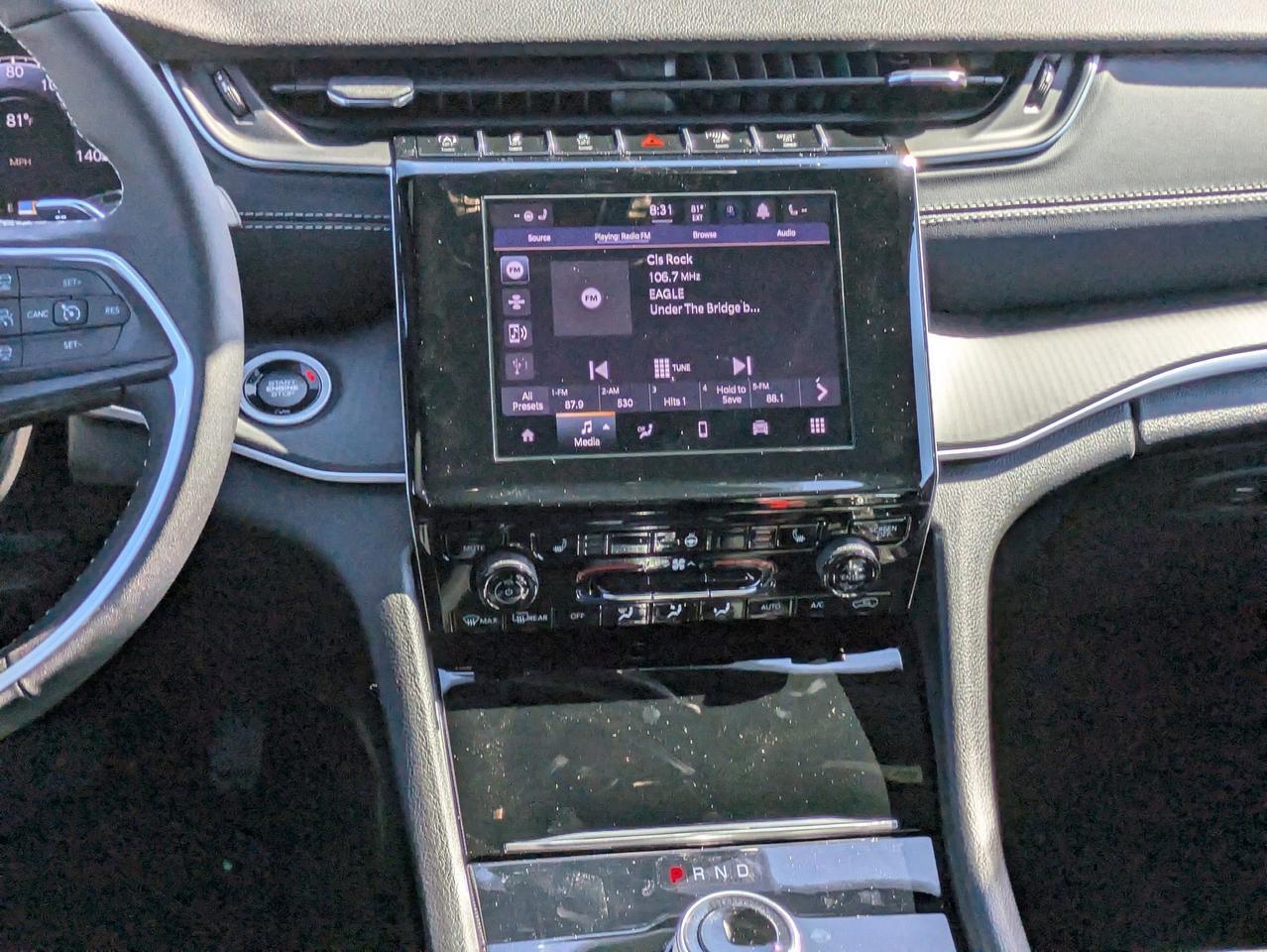 2025 Jeep Grand Cherokee Castroville TX