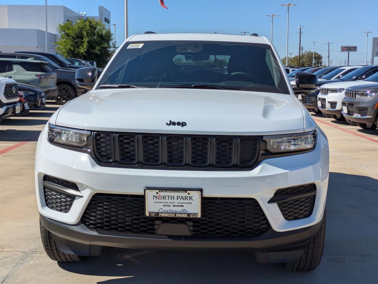 2025 Jeep Grand Cherokee Castroville TX