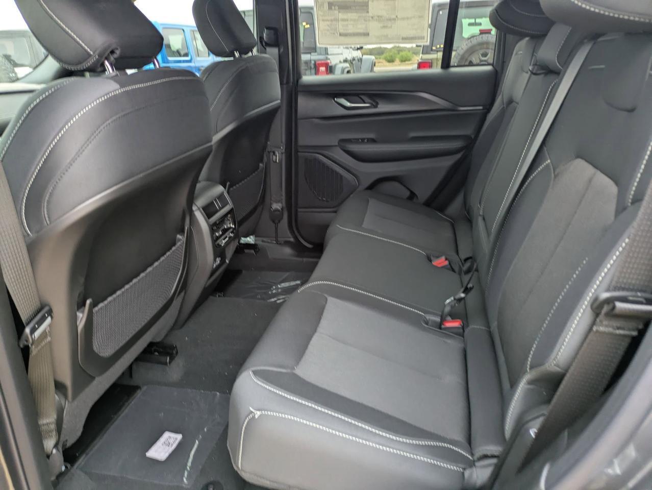 2025 Jeep Grand Cherokee Castroville TX