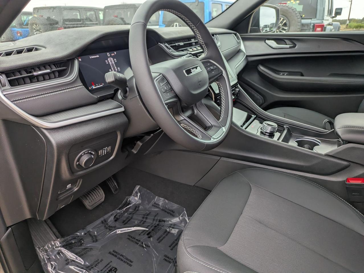 2025 Jeep Grand Cherokee Castroville TX