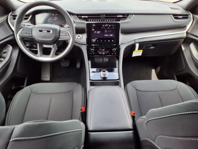 2025 Jeep Grand Cherokee Altitude  TX