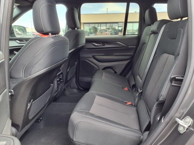 2025 Jeep Grand Cherokee Altitude  TX