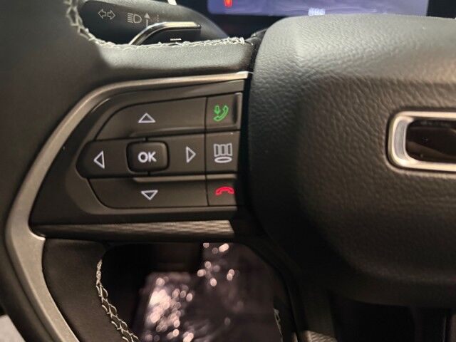 2025 Jeep Grand Cherokee Altitude Burnet TX