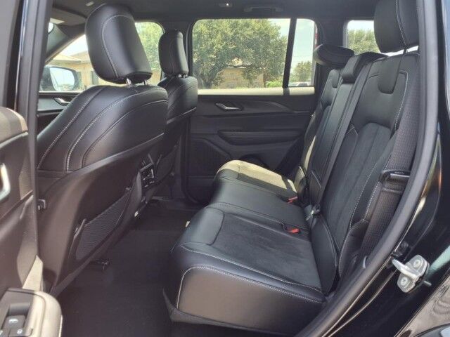 2025 Jeep Grand Cherokee Altitude  TX