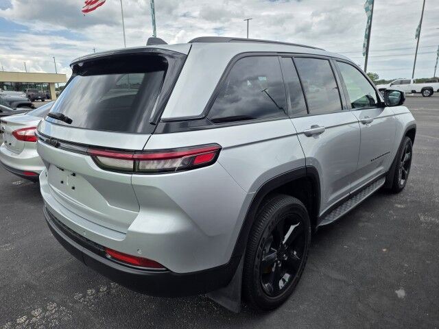 2025 Jeep Grand Cherokee Altitude