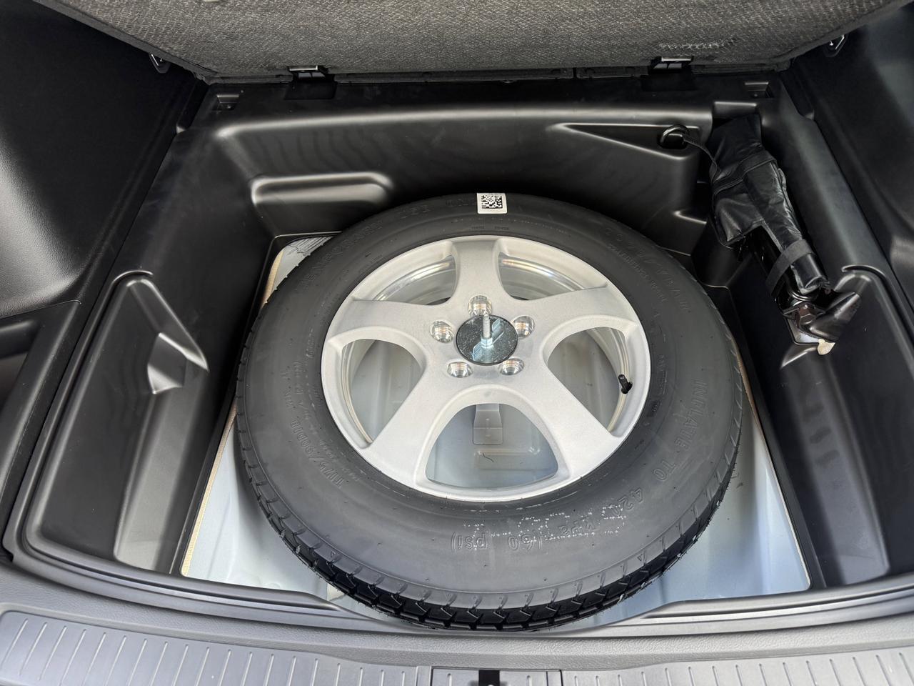 2025 Jeep Grand Cherokee Altitude 4x4 | V6 | Sunroof | 5 Passenger | Heated Seats | Power Liftgate Redwater AB