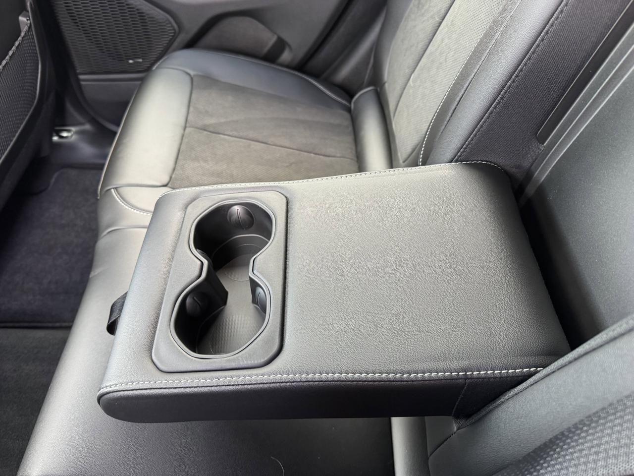 2025 Jeep Grand Cherokee Altitude 4x4 | V6 | Sunroof | 5 Passenger | Heated Seats | Power Liftgate Redwater AB