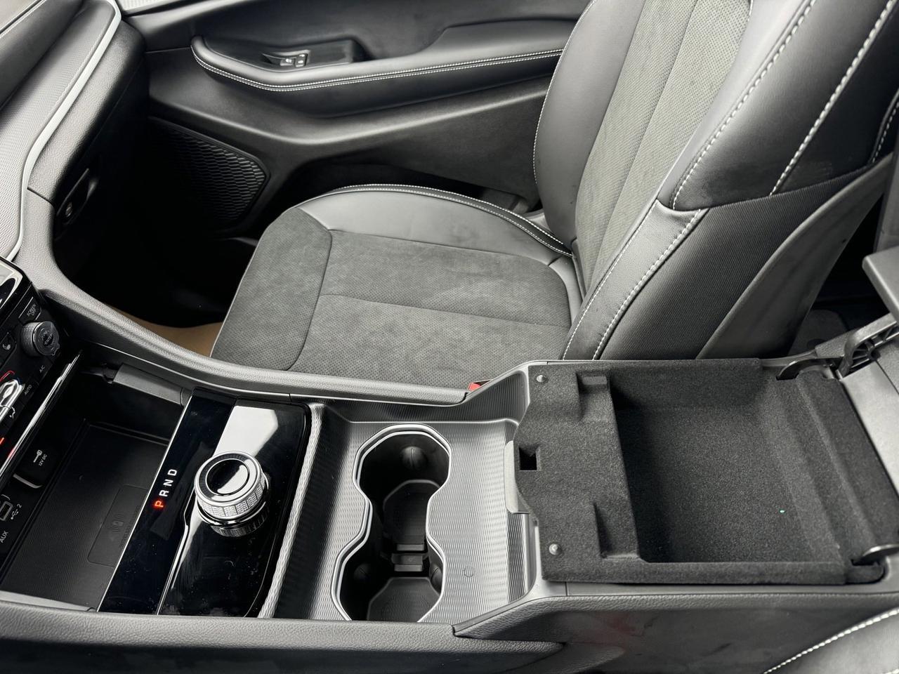 2025 Jeep Grand Cherokee Altitude 4x4 | V6 | Sunroof | 5 Passenger | Heated Seats | Power Liftgate Redwater AB