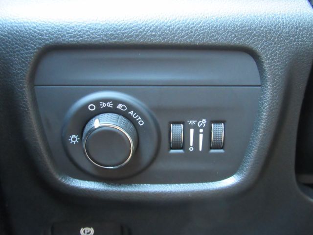 2025 Jeep Grand Cherokee Altitude 4x4 Plano TX