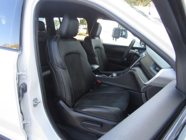 2025 Jeep Grand Cherokee Altitude 4x4 Plano TX