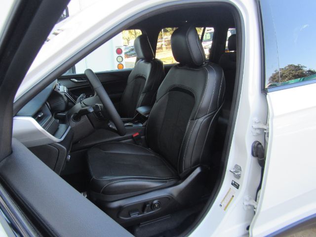 2025 Jeep Grand Cherokee Altitude 4x4 Plano TX