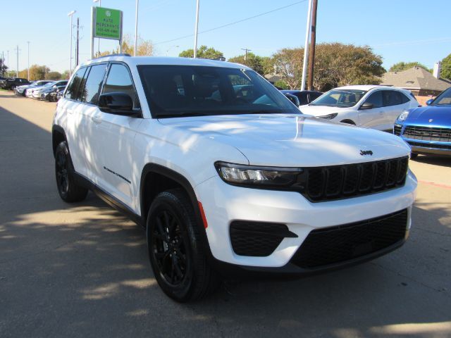 2025 Jeep Grand Cherokee Altitude 4x4 Plano TX