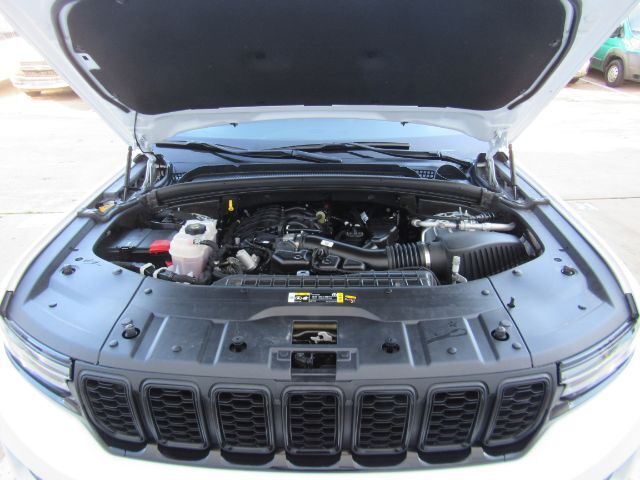 2025 Jeep Grand Cherokee Altitude 4x4 Plano TX