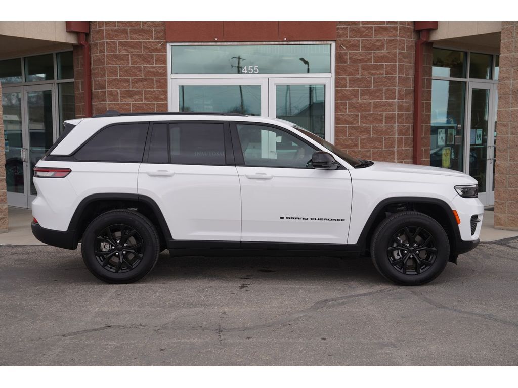 2025 Jeep Grand Cherokee Altitude Huntington UT