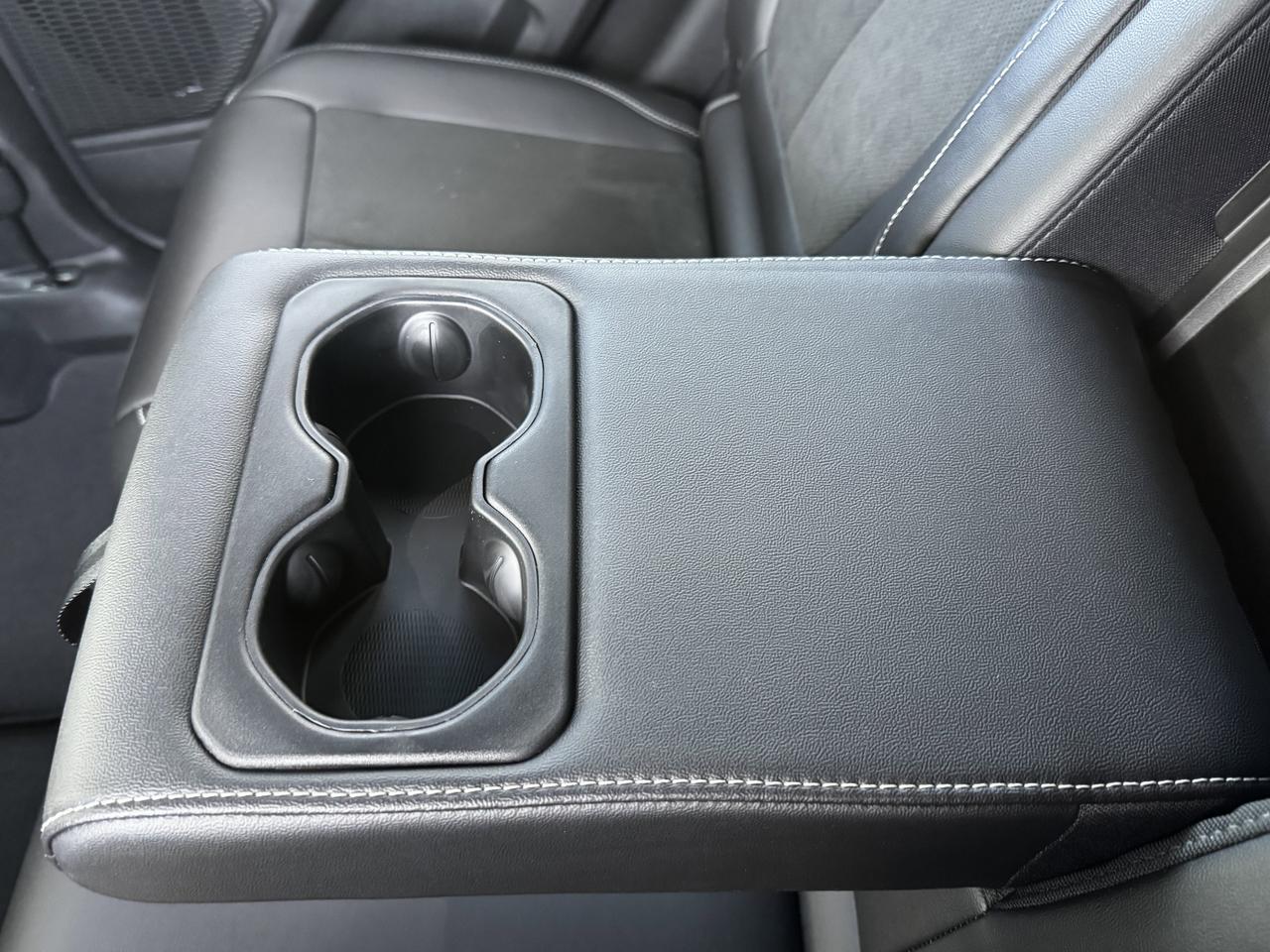 2025 Jeep Grand Cherokee Altitude Laredo 4x4 | V6 | Leather | Sunroof | Heated Seats | 5 Passenger Redwater AB