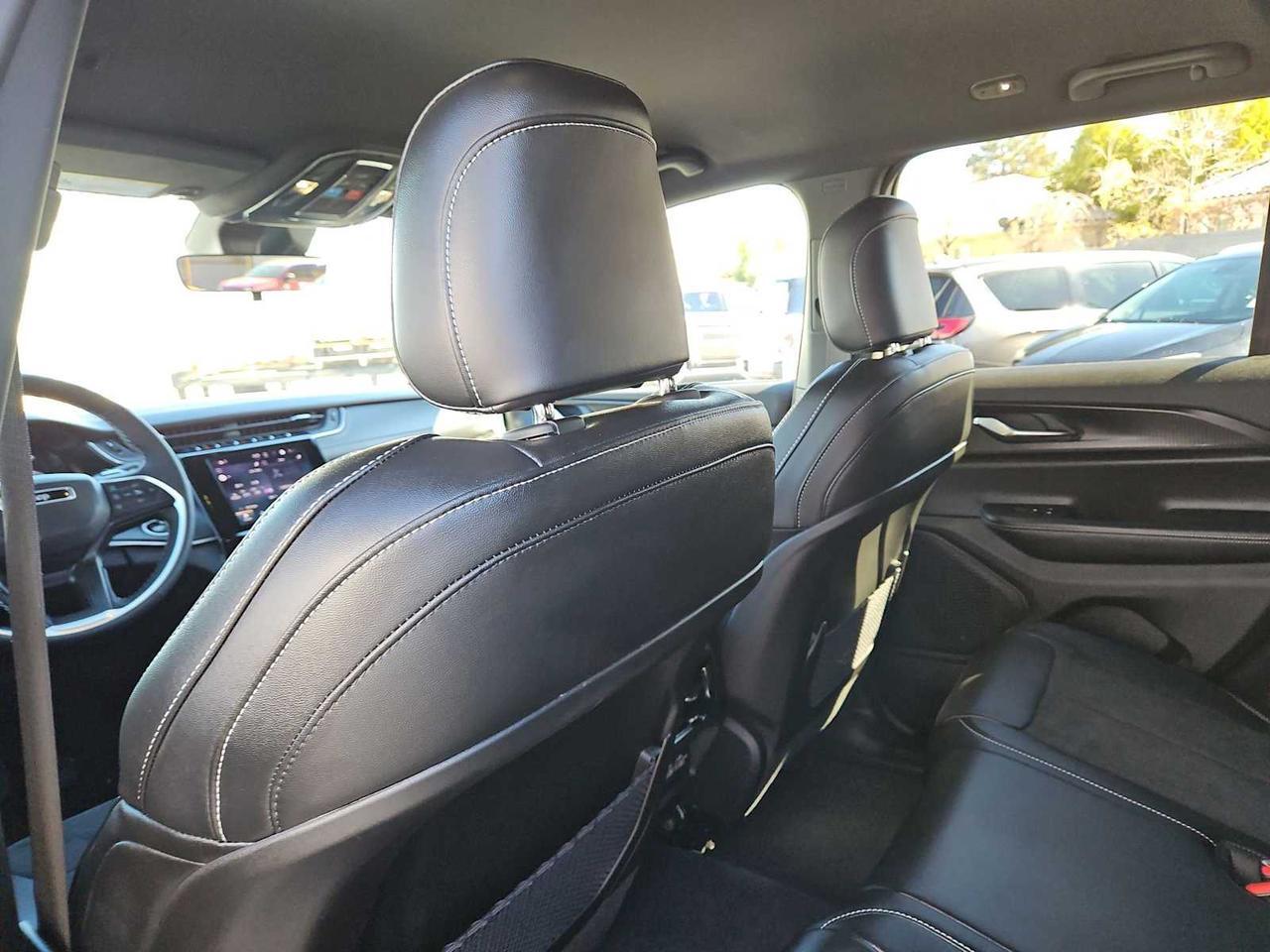 2025 Jeep Grand Cherokee Altitude Irving TX