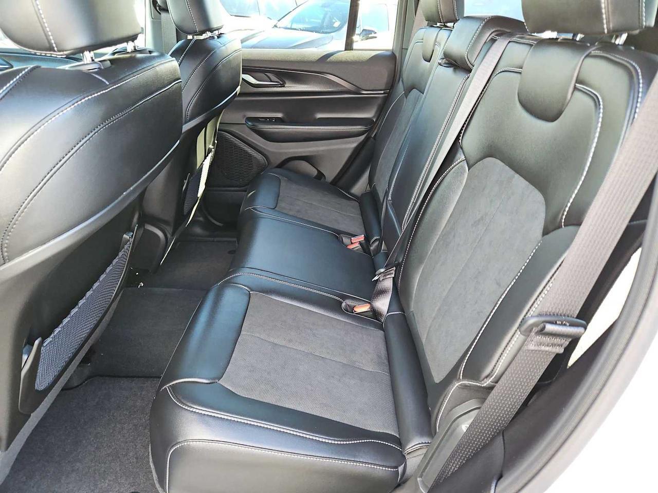 2025 Jeep Grand Cherokee Altitude Irving TX