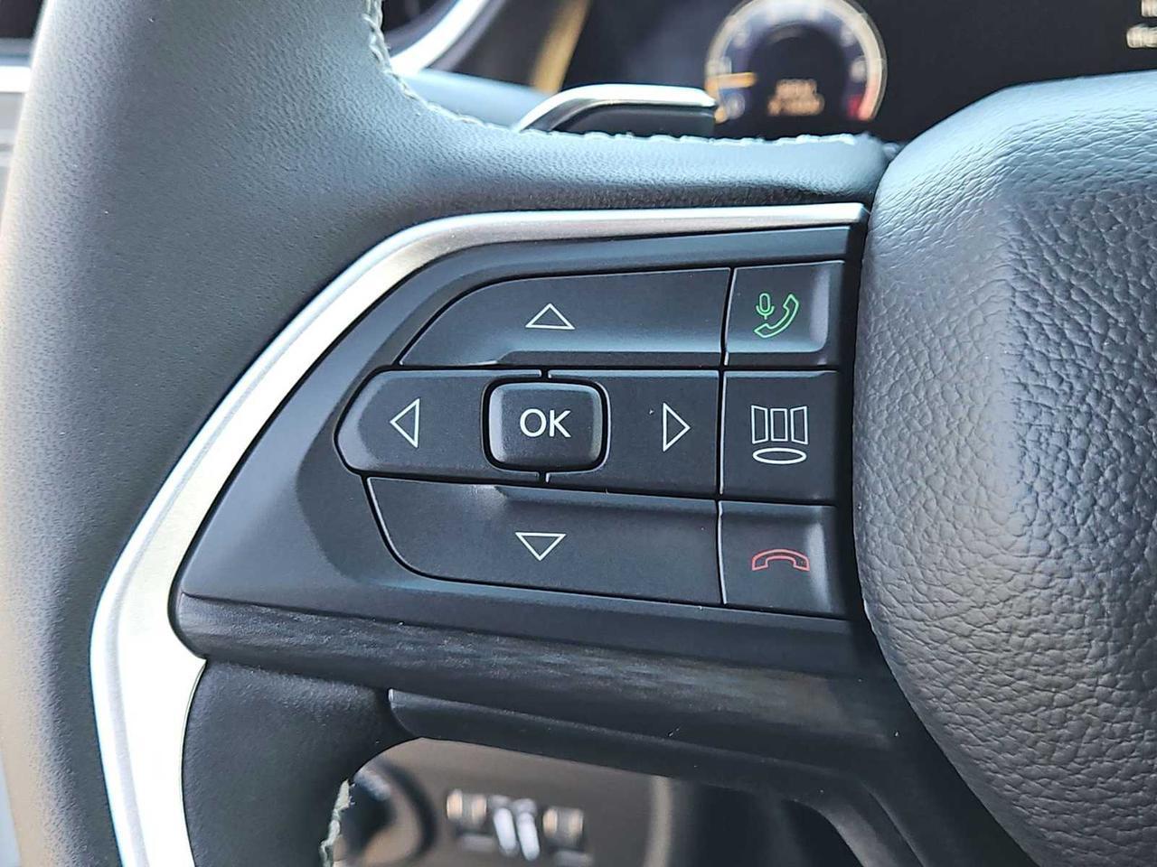 2025 Jeep Grand Cherokee Altitude Irving TX