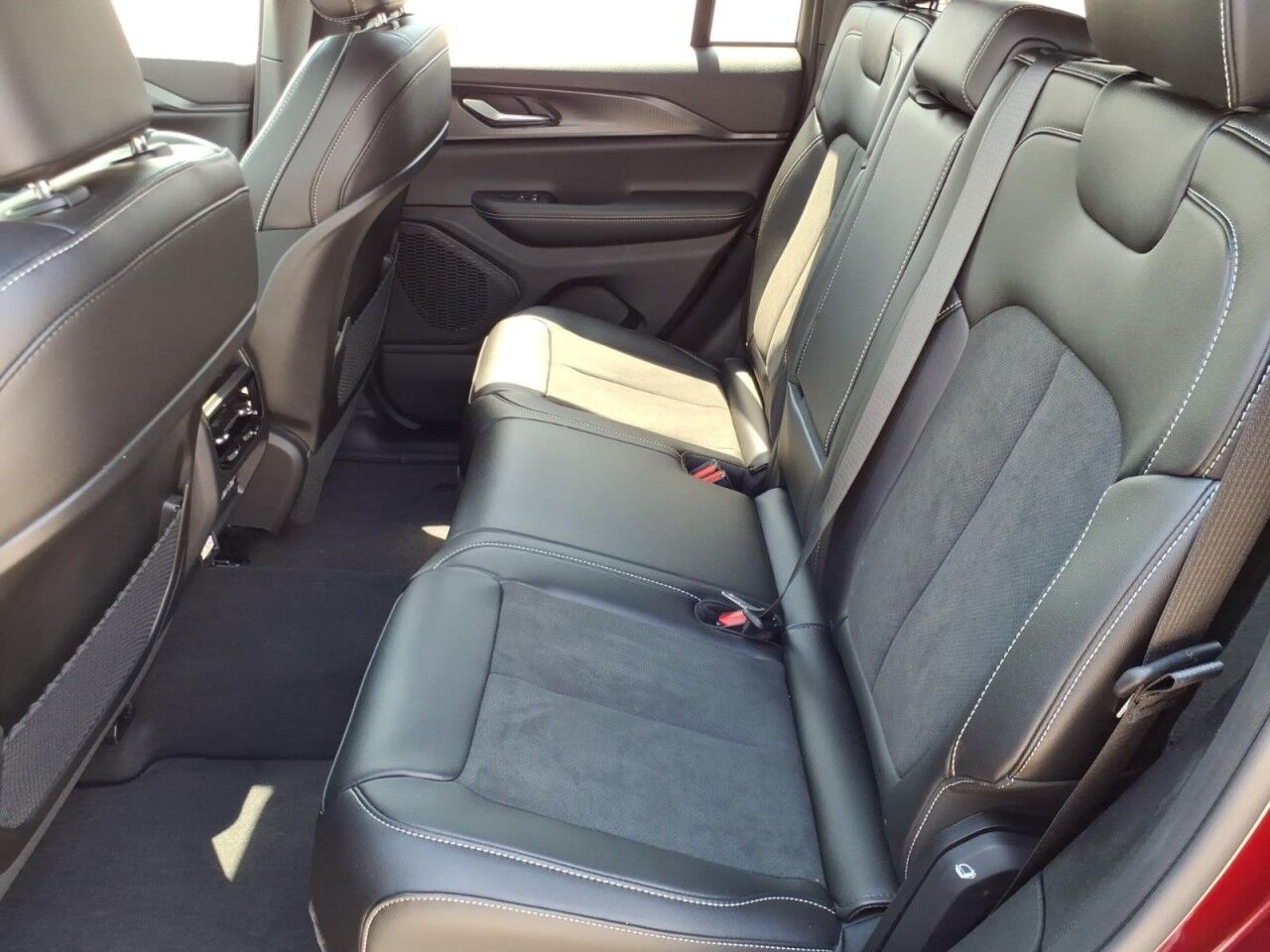 2025 Jeep Grand Cherokee Altitude X Uvalde TX