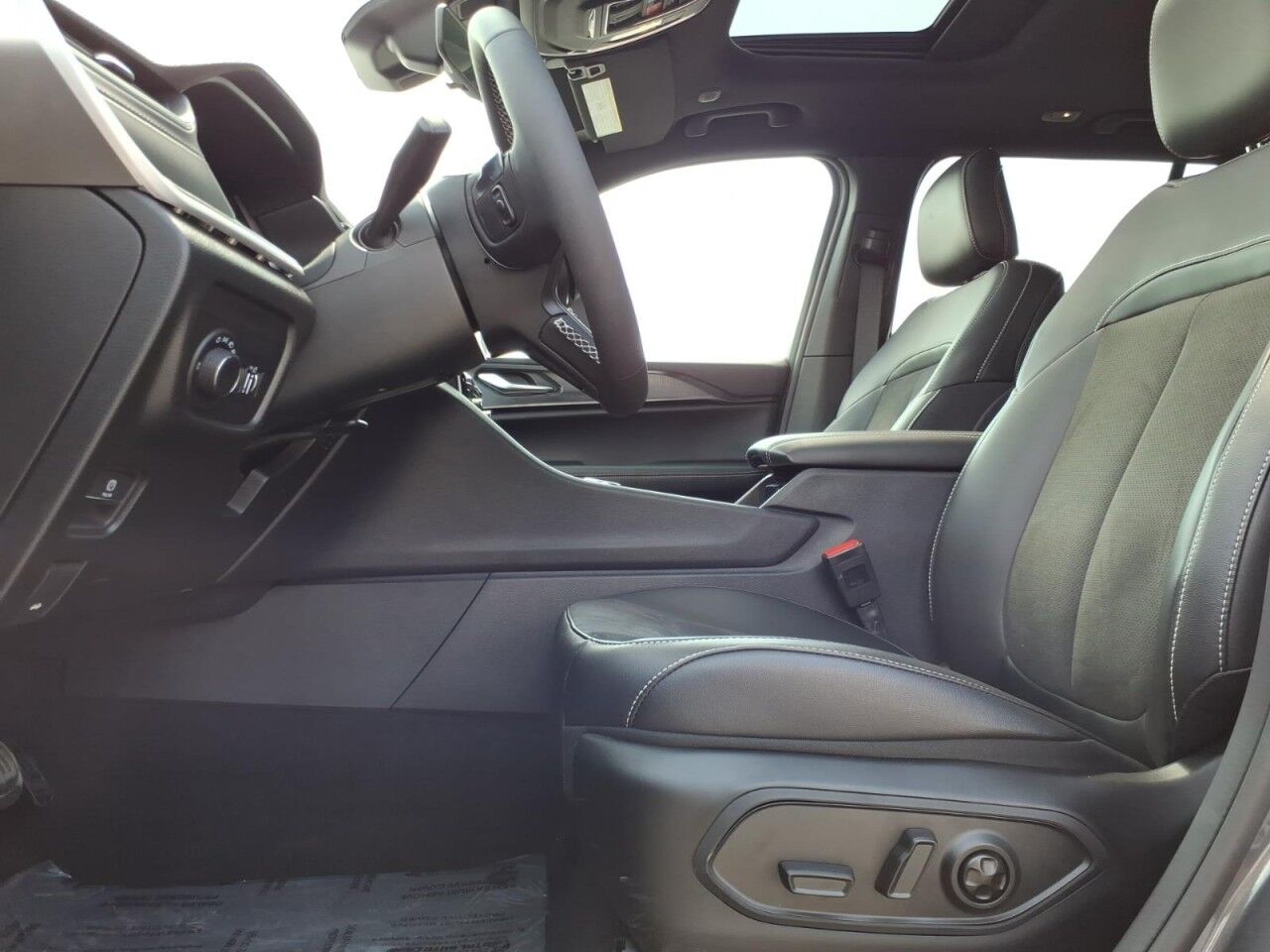 2025 Jeep Grand Cherokee Altitude X Uvalde TX