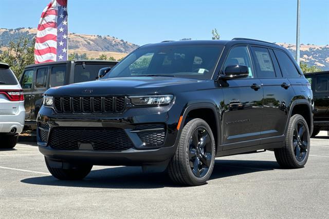 2025 Jeep Grand Cherokee Altitude X 4x2 Morgan Hill CA