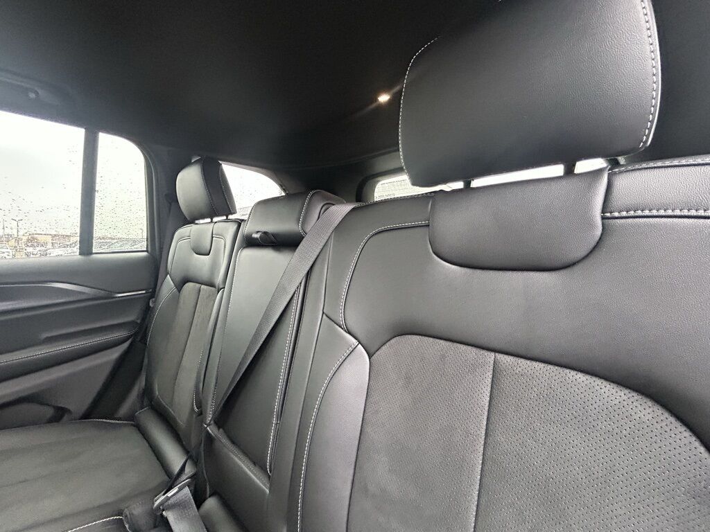 2025 Jeep Grand Cherokee Altitude X Crestwood KY