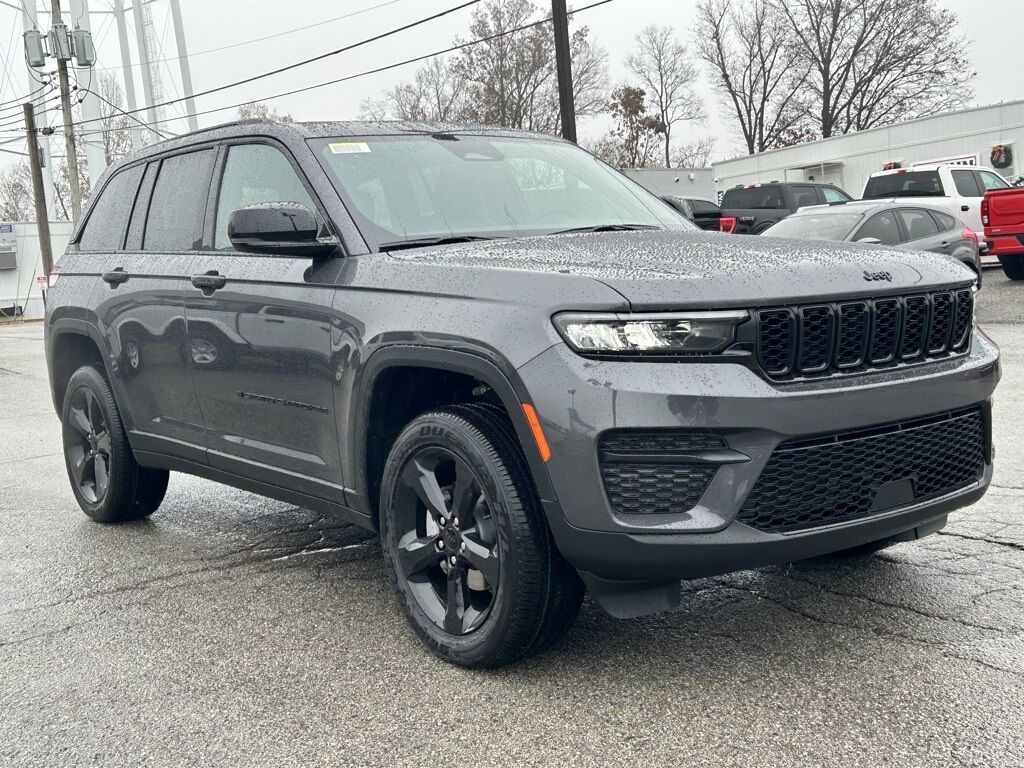 2025 Jeep Grand Cherokee Altitude X Crestwood KY