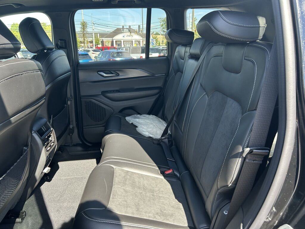 2025 Jeep Grand Cherokee Altitude X Crestwood KY