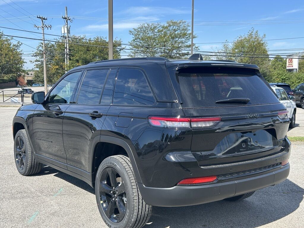 2025 Jeep Grand Cherokee Altitude X Crestwood KY